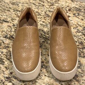 VINCE Women's Warren Slip-on Platform
Snakeskin Leather Sneakers Size 8